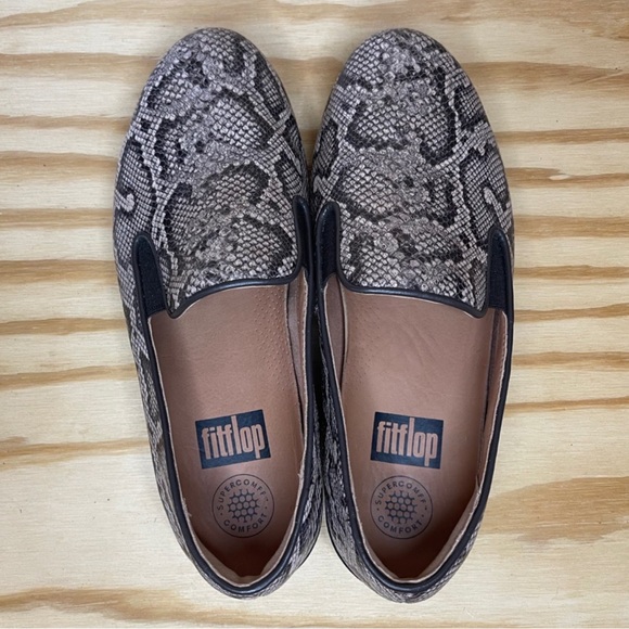 Fitflop Women's Superskate Taupe Slip-On Loafers Size 7. They run a little long. - Picture 5 of 7